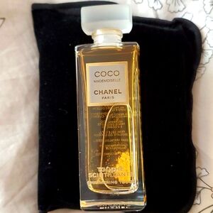 Chanel coco shimmering touch fresh body gel